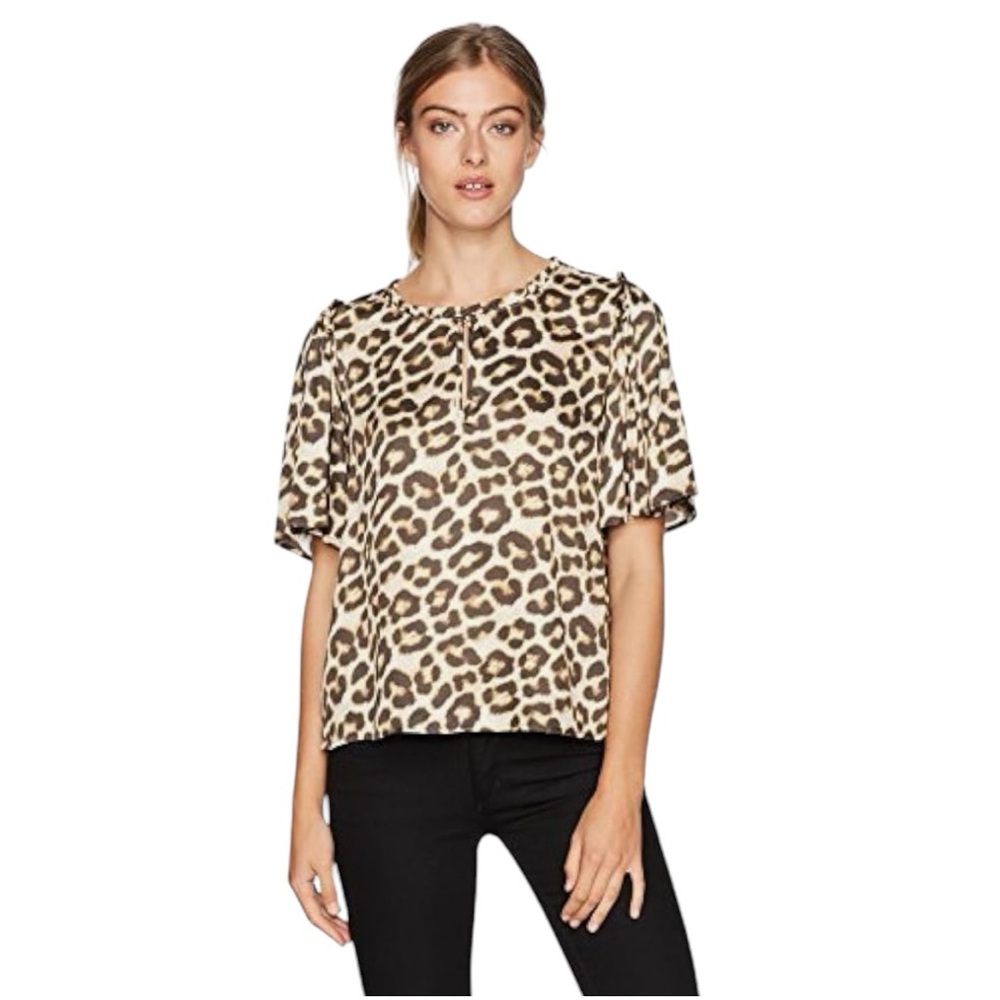 VELVET by Graham and Spencer Saye03 keyhole neckline leopard top XS